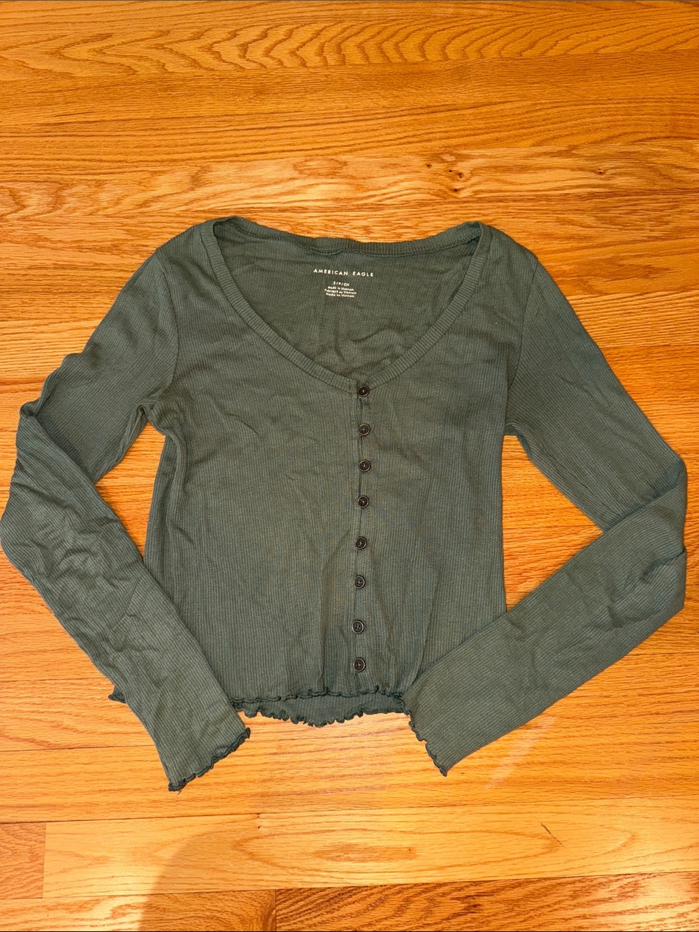 American Eagle Outfitters Deep Olive Button-Front Ribbed Long Sleeve Top